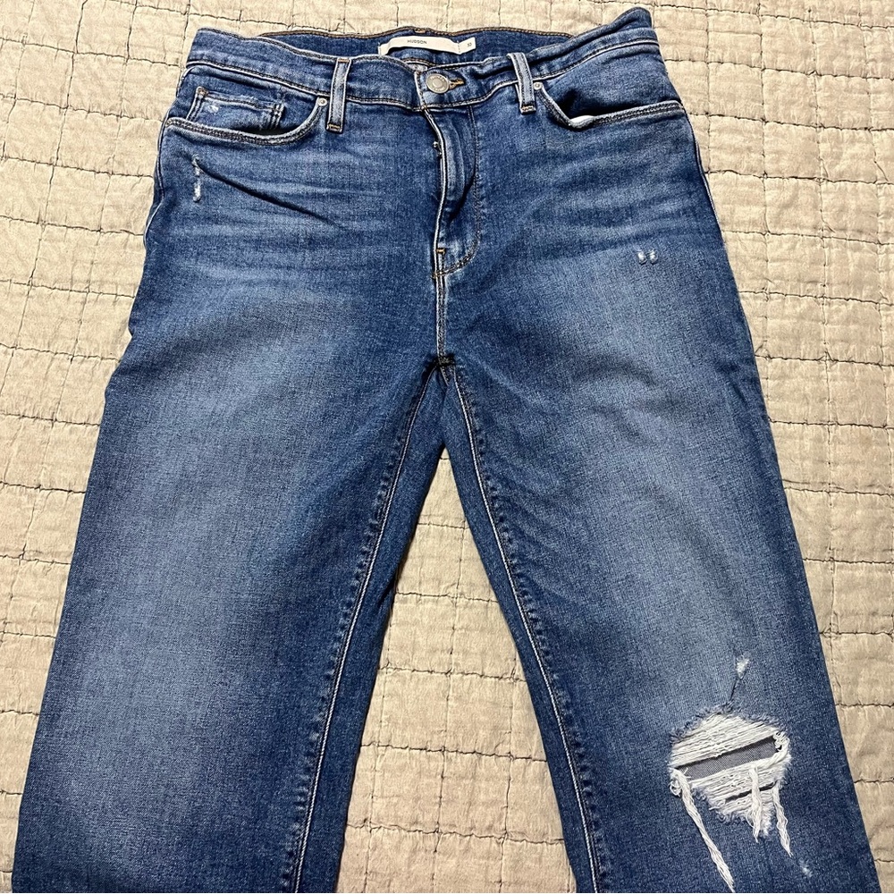 Hudson Nico straight leg frayed bottom jeans size 30, new without tags